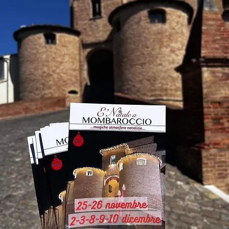 Alojamento de Acomodação e Pequeno-almoço Profumo Di Gelsomino Mombaroccio